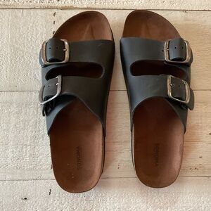 NIB Sonoma Good For Life Artwork Leather Sandals Size 7